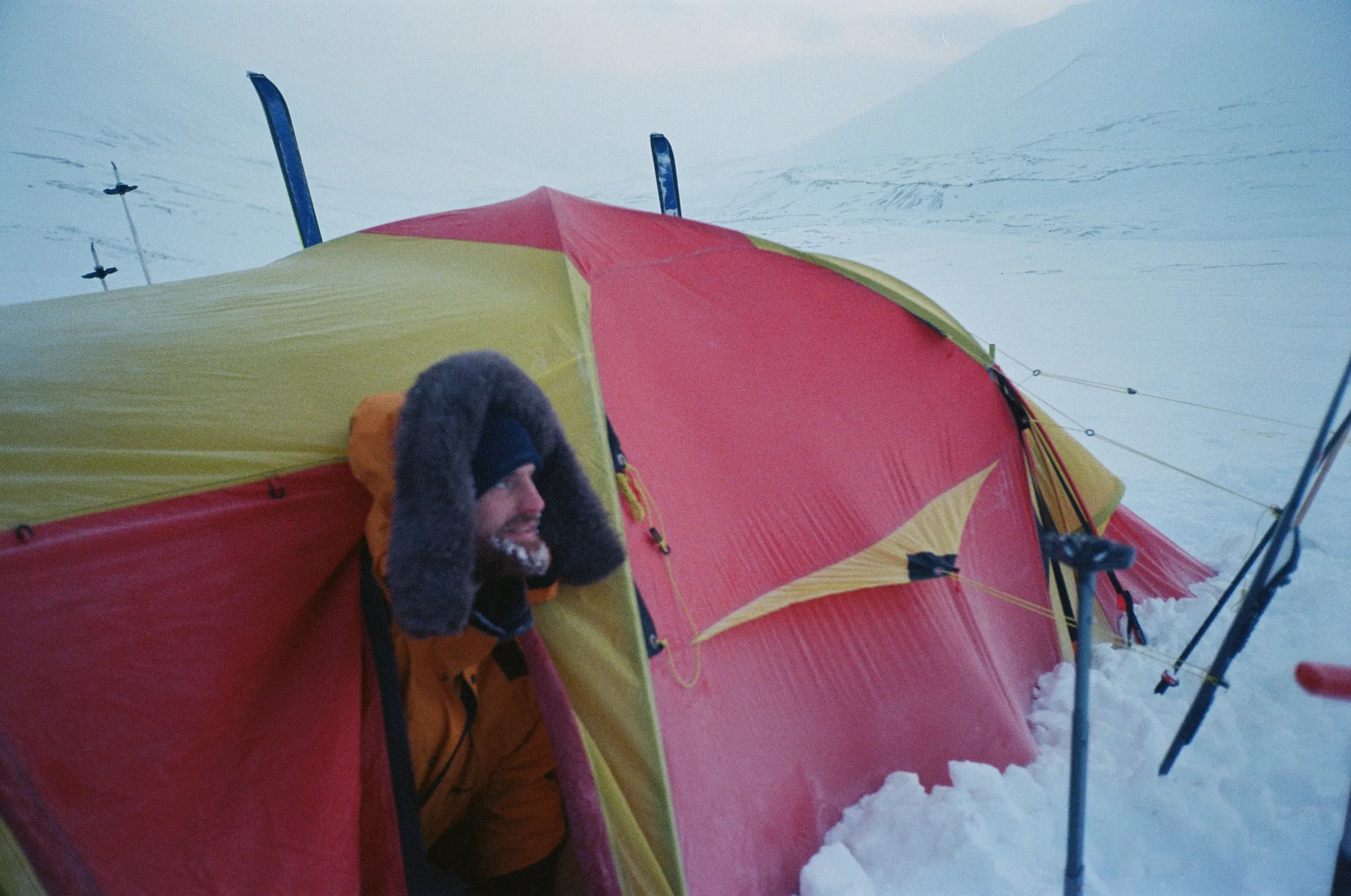 Vie sous tente sur 80° Nord