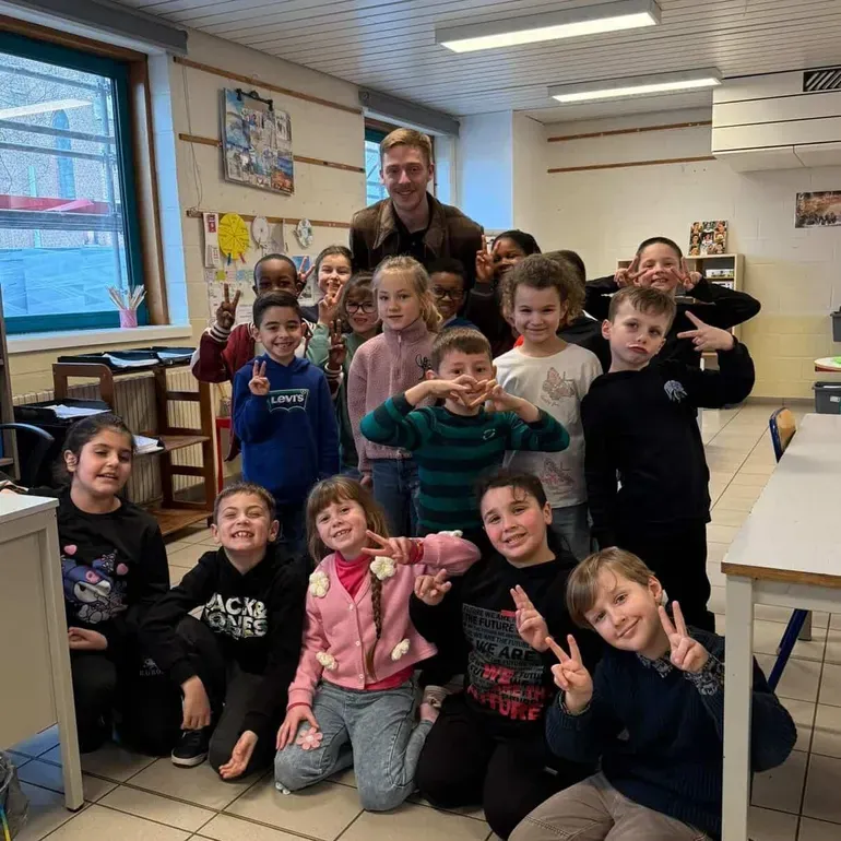Élèves apprenant grâce aux récits d’expédition